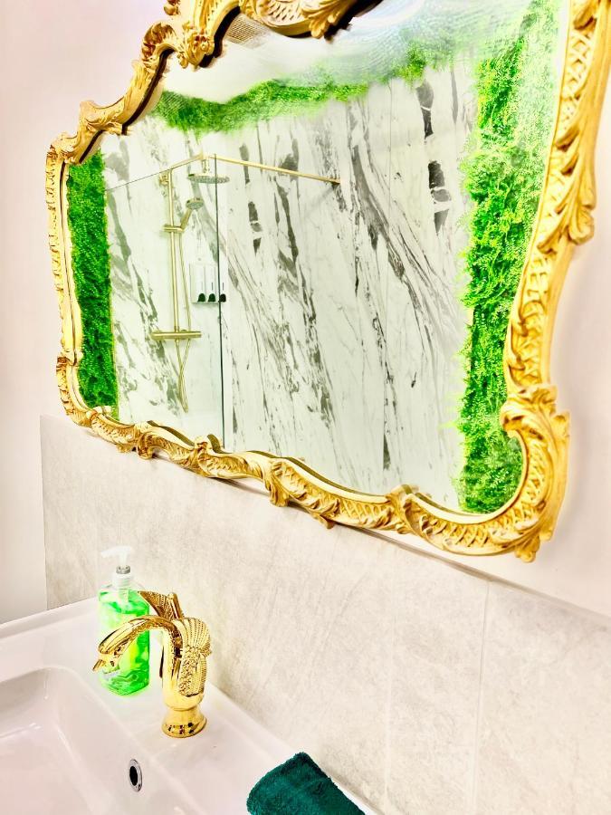 Winter Gardens Owners Suite 黑潭 外观 照片